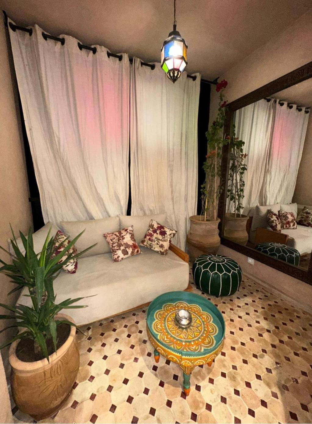Moderne En Center Marrakech-gueliz Appartamento *
